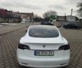 Білий Тесла Модель 3, об'ємом двигуна 0 л та пробігом 106 тис. км за 17000 $, фото 3 на Automoto.ua