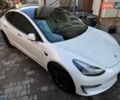 Білий Тесла Модель 3, об'ємом двигуна 0 л та пробігом 40 тис. км за 21000 $, фото 2 на Automoto.ua