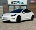 Белый Тесла Модель 3, объемом двигателя 0 л и пробегом 65 тыс. км за 18800 $, фото 1 на Automoto.ua