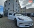 Белый Тесла Модель 3, объемом двигателя 0 л и пробегом 56 тыс. км за 22000 $, фото 1 на Automoto.ua
