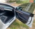Белый Тесла Модель 3, объемом двигателя 0 л и пробегом 56 тыс. км за 18500 $, фото 24 на Automoto.ua