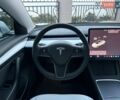 Белый Тесла Модель 3, объемом двигателя 0 л и пробегом 57 тыс. км за 22900 $, фото 8 на Automoto.ua
