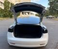 Білий Тесла Модель 3, об'ємом двигуна 0 л та пробігом 70 тис. км за 22500 $, фото 17 на Automoto.ua