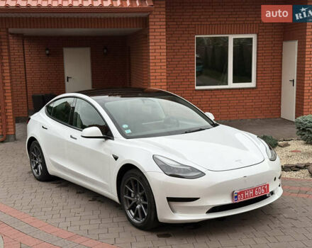Білий Тесла Модель 3, об'ємом двигуна 0 л та пробігом 166 тис. км за 14900 $, фото 26 на Automoto.ua