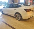 Білий Тесла Модель 3, об'ємом двигуна 0 л та пробігом 49 тис. км за 6500 $, фото 1 на Automoto.ua