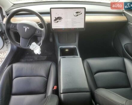 Білий Тесла Модель 3, об'ємом двигуна 0 л та пробігом 91 тис. км за 6300 $, фото 7 на Automoto.ua