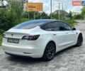 Белый Тесла Модель 3, объемом двигателя 0 л и пробегом 81 тыс. км за 16999 $, фото 2 на Automoto.ua