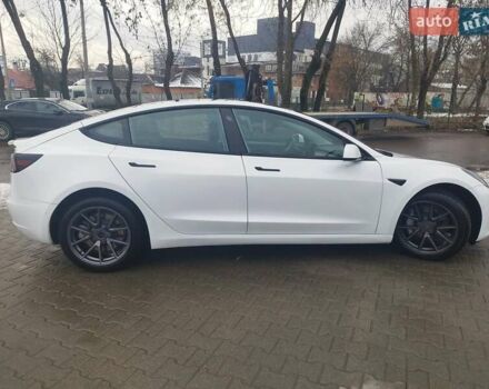 Білий Тесла Модель 3, об'ємом двигуна 0 л та пробігом 79 тис. км за 16200 $, фото 8 на Automoto.ua