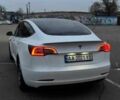 Білий Тесла Модель 3, об'ємом двигуна 0 л та пробігом 60 тис. км за 368 $, фото 3 на Automoto.ua