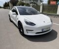 Белый Тесла Модель 3, объемом двигателя 0 л и пробегом 62 тыс. км за 23500 $, фото 6 на Automoto.ua