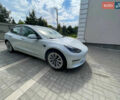 Белый Тесла Модель 3, объемом двигателя 0 л и пробегом 95 тыс. км за 18000 $, фото 5 на Automoto.ua