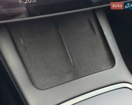 Белый Тесла Модель 3, объемом двигателя 0 л и пробегом 87 тыс. км за 20900 $, фото 49 на Automoto.ua