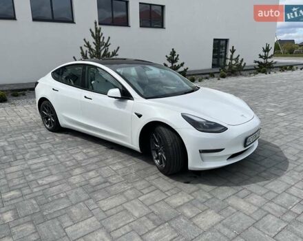 Білий Тесла Модель 3, об'ємом двигуна 0 л та пробігом 47 тис. км за 22100 $, фото 30 на Automoto.ua