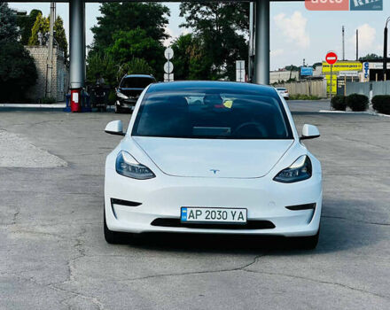 Белый Тесла Модель 3, объемом двигателя 0 л и пробегом 58 тыс. км за 18000 $, фото 1 на Automoto.ua