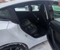 Білий Тесла Модель 3, об'ємом двигуна 0 л та пробігом 64 тис. км за 18700 $, фото 18 на Automoto.ua