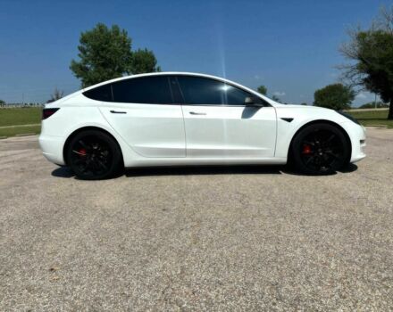 Білий Тесла Модель 3, об'ємом двигуна 0 л та пробігом 15 тис. км за 14200 $, фото 6 на Automoto.ua