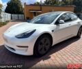 Білий Тесла Модель 3, об'ємом двигуна 0 л та пробігом 180 тис. км за 16500 $, фото 2 на Automoto.ua