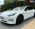 Білий Тесла Модель 3, об'ємом двигуна 0 л та пробігом 51 тис. км за 21500 $, фото 2 на Automoto.ua