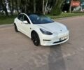 Белый Тесла Модель 3, объемом двигателя 0 л и пробегом 75 тыс. км за 23000 $, фото 2 на Automoto.ua