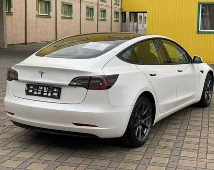Белый Тесла Модель 3, объемом двигателя 0 л и пробегом 118 тыс. км за 13200 $, фото 6 на Automoto.ua