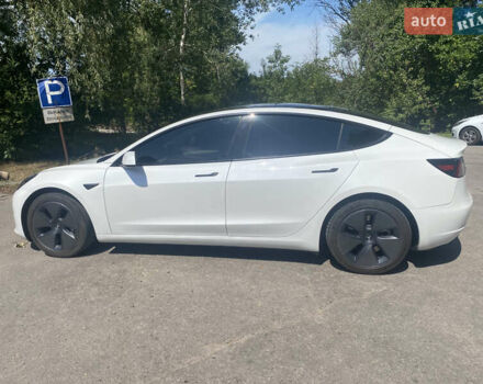 Белый Тесла Модель 3, объемом двигателя 0 л и пробегом 44 тыс. км за 19500 $, фото 9 на Automoto.ua