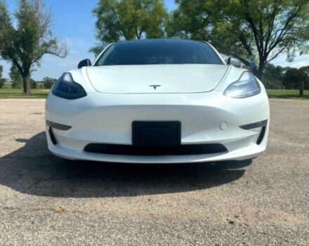 Білий Тесла Модель 3, об'ємом двигуна 0 л та пробігом 15 тис. км за 14200 $, фото 1 на Automoto.ua
