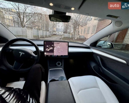 Белый Тесла Модель 3, объемом двигателя 0 л и пробегом 89 тыс. км за 21000 $, фото 10 на Automoto.ua