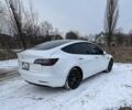 Белый Тесла Модель 3, объемом двигателя 0 л и пробегом 93 тыс. км за 22000 $, фото 2 на Automoto.ua
