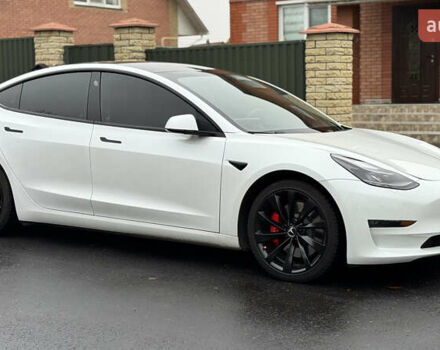 Белый Тесла Модель 3, объемом двигателя 0 л и пробегом 90 тыс. км за 23000 $, фото 28 на Automoto.ua