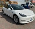 Белый Тесла Модель 3, объемом двигателя 0 л и пробегом 55 тыс. км за 18000 $, фото 1 на Automoto.ua