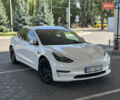 Тесла Модель 3 2021 у Одесі на Automoto.ua Білий Тесла Модель 3, об'ємом двигуна 0 л та пробігом 98 тис. км за 17800 $, фото 2 на Automoto.ua