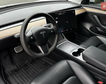 Белый Тесла Модель 3, объемом двигателя 0 л и пробегом 367 тыс. км за 15000 $, фото 6 на Automoto.ua