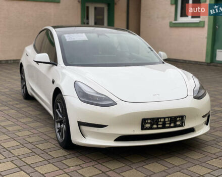 Белый Тесла Модель 3, объемом двигателя 0 л и пробегом 34 тыс. км за 18000 $, фото 20 на Automoto.ua