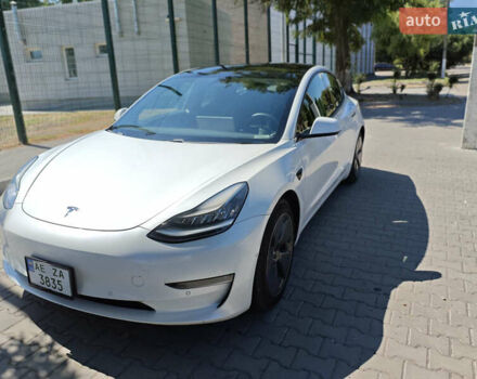 Белый Тесла Модель 3, объемом двигателя 0 л и пробегом 134 тыс. км за 17500 $, фото 12 на Automoto.ua
