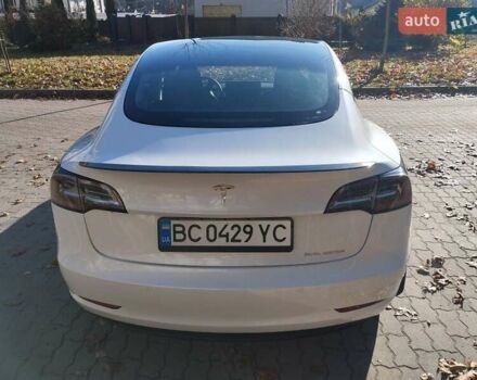 Білий Тесла Модель 3, об'ємом двигуна 0 л та пробігом 164 тис. км за 19900 $, фото 3 на Automoto.ua