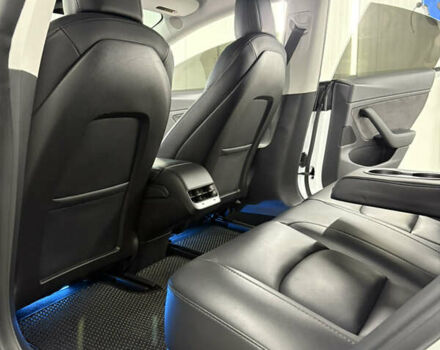 Білий Тесла Модель 3, об'ємом двигуна 0 л та пробігом 113 тис. км за 20200 $, фото 74 на Automoto.ua