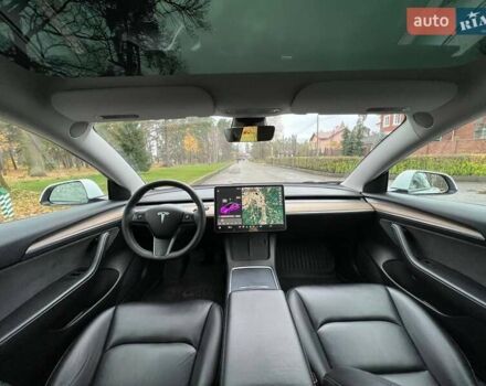 Білий Тесла Модель 3, об'ємом двигуна 0 л та пробігом 154 тис. км за 13999 $, фото 31 на Automoto.ua