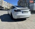 Білий Тесла Модель 3, об'ємом двигуна 0 л та пробігом 68 тис. км за 25500 $, фото 16 на Automoto.ua