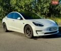 Белый Тесла Модель 3, объемом двигателя 0 л и пробегом 111 тыс. км за 18390 $, фото 5 на Automoto.ua