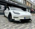 Білий Тесла Модель 3, об'ємом двигуна 0 л та пробігом 67 тис. км за 32500 $, фото 1 на Automoto.ua