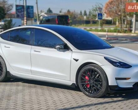 Білий Тесла Модель 3, об'ємом двигуна 0 л та пробігом 70 тис. км за 23500 $, фото 25 на Automoto.ua