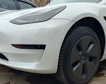 Білий Тесла Модель 3, об'ємом двигуна 0 л та пробігом 59 тис. км за 17500 $, фото 7 на Automoto.ua