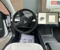 Белый Тесла Модель 3, объемом двигателя 0 л и пробегом 74 тыс. км за 21999 $, фото 12 на Automoto.ua
