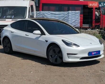 Білий Тесла Модель 3, об'ємом двигуна 0 л та пробігом 63 тис. км за 22900 $, фото 16 на Automoto.ua