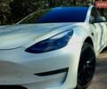 Белый Тесла Модель 3, объемом двигателя 0 л и пробегом 50 тыс. км за 20900 $, фото 2 на Automoto.ua