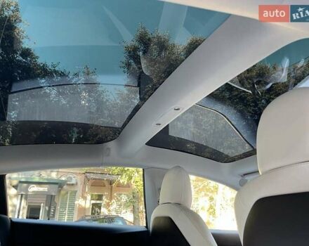 Белый Тесла Модель 3, объемом двигателя 0 л и пробегом 60 тыс. км за 19900 $, фото 10 на Automoto.ua