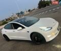 Белый Тесла Модель 3, объемом двигателя 0 л и пробегом 68 тыс. км за 16999 $, фото 5 на Automoto.ua