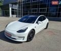 Белый Тесла Модель 3, объемом двигателя 0 л и пробегом 105 тыс. км за 20800 $, фото 7 на Automoto.ua
