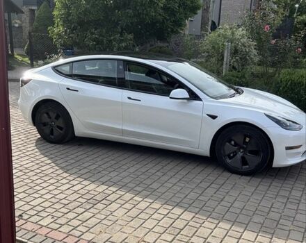 Білий Тесла Модель 3, об'ємом двигуна 0 л та пробігом 35 тис. км за 17600 $, фото 1 на Automoto.ua