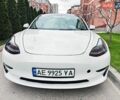Белый Тесла Модель 3, объемом двигателя 0 л и пробегом 29 тыс. км за 21490 $, фото 1 на Automoto.ua